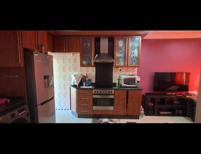 2 BEDROOM APARTMENT FOR SALE IN WATSONIA